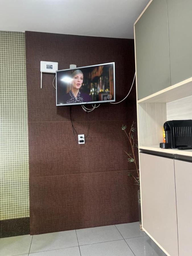 Em Edificio 100% Mobiliado Temporada *