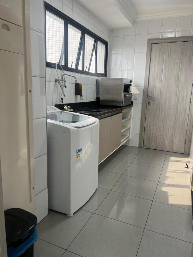 Em Edificio 100% Mobiliado Temporada *