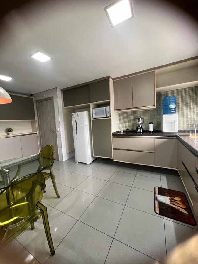 Em Edificio 100% Mobiliado Temporada * Manaus